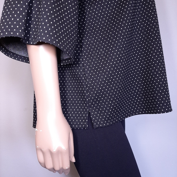 REITMANS Dotted Bell Sleeve Boxy Boat Neck Top - Picture 8 of 11